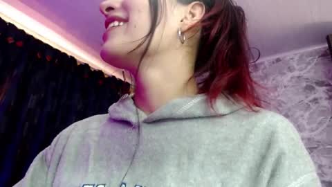 Lucia online show from 11-18-25, 03:49