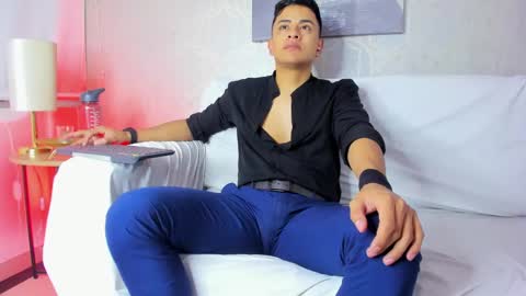 Leo online show from 02-04-25, 02:32