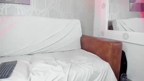 Leo online show from 02-23-25, 02:46