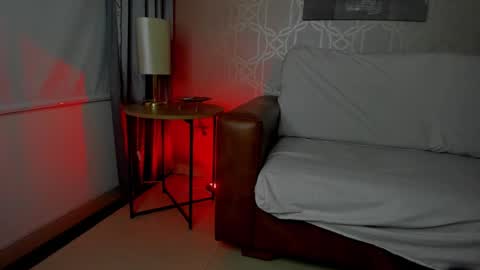 Leo online show from 02-25-25, 11:19