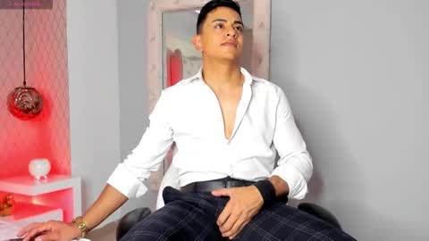 Leo online show from 12-04-25, 11:41