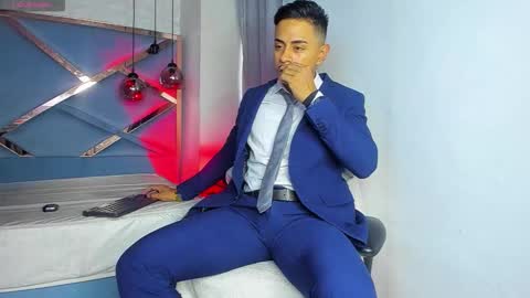 Snapshot of lucii_fer_ chatting on 03-06-26, 11:39 Leo online show from 03-06-26, 11:39