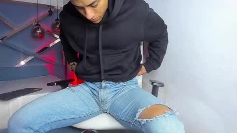 Snapshot of lucii_fer_ chatting on 03-18-26, 11:35 Leo online show from 03-18-26, 11:35