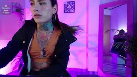 Snapshot of luciiana_lol chatting on 12-11-24, 07:20 luciiana online show from 12-11-24, 07:20