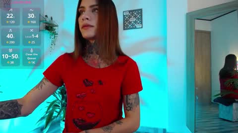 Snapshot of luciiana_lol chatting on 12-12-24, 09:37 luciiana online show from 12-12-24, 09:37