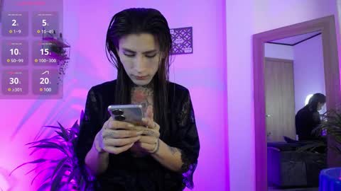 Snapshot of luciiana_lol chatting on 12-17-24, 12:00 luciiana online show from 12-17-24, 12:00
