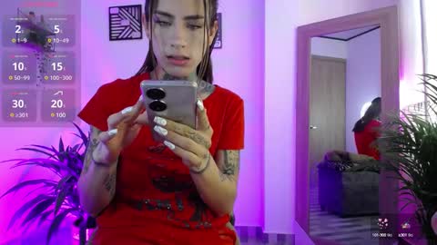Snapshot of luciiana_lol chatting on 12-23-24, 12:08 luciiana online show from 12-23-24, 12:08