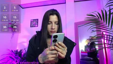 Snapshot of luciiana_lol chatting on 02-11-25, 10:50 luciiana online show from 02-11-25, 10:50