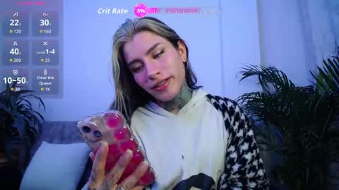 luciiana online show from 09-29-25, 09:03