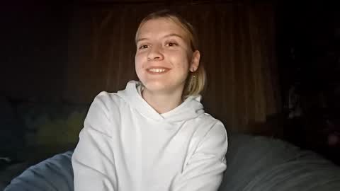 Snapshot of lucileourth chatting on 09-25-25, 09:51 Monika online show from 09-25-25, 09:51