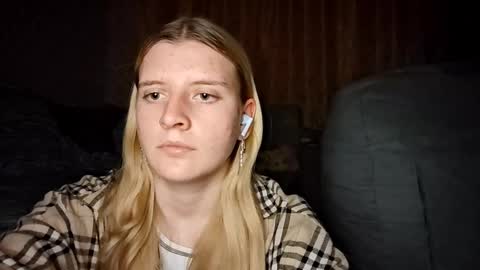 Monika online show from 10-09-25, 08:29