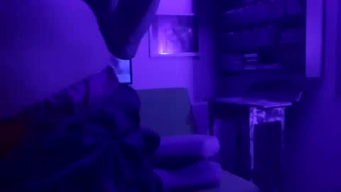 Snapshot of luckazy chatting on 02-09-25, 03:32 Lucky Eid Azy online show from 02-09-25, 03:32