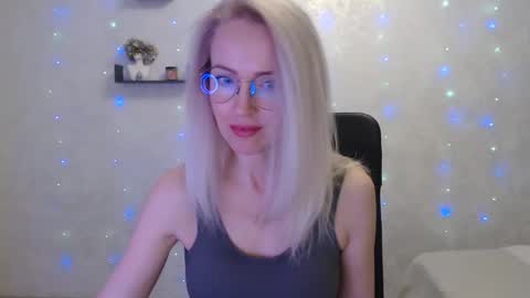 Arina online show from 03-06-25, 05:11