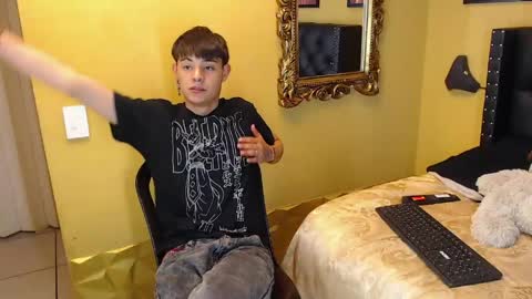 Snapshot of luckk_ chatting on 04-30-26, 05:14 luckk_ online show from 04-30-26, 05:14