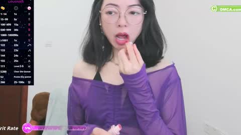 Snapshot of luckrose chatting on 09-25-25, 01:20 Jinn online show from 09-25-25, 01:20