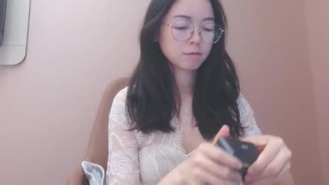 Snapshot of luckrose chatting on 03-16-26, 12:38 Jinn online show from 03-16-26, 12:38