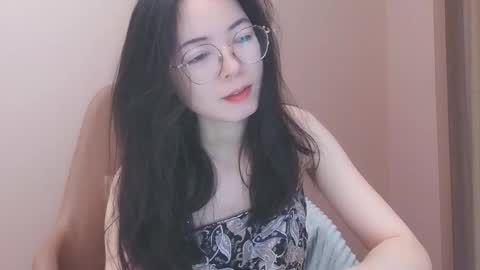 Snapshot of luckrose chatting on 03-22-26, 12:47 Jinn online show from 03-22-26, 12:47