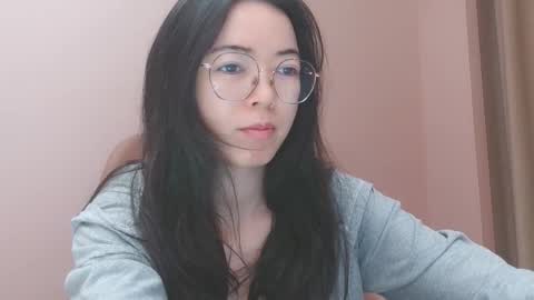 Snapshot of luckrose chatting on 03-28-26, 01:05 Jinn online show from 03-28-26, 01:05