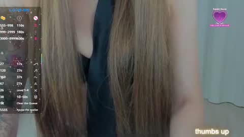 Snapshot of lucky__lady_ chatting on 06-18-26, 09:19 lucky__lady_ online show from 06-18-26, 09:19