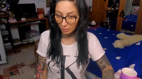 lucky_deniz online show from 12-17-24, 01:27