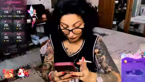 lucky_deniz online show from 12-18-24, 10:19