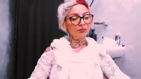lucky_denizz online show from 11-22-25, 11:31
