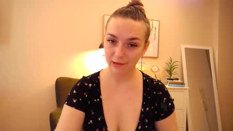 lucky_foryou_baby online show from 02-13-25, 09:30