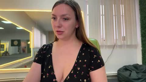Snapshot of lucky_foryou_baby chatting on 04-23-26, 11:09 lucky_foryou_baby online show from 04-23-26, 11:09