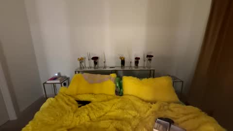 lucky_g3ld online show from 05-12-26, 08:33