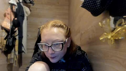 Snapshot of lucky_licky20 chatting on 01-05-25, 04:14 lucky_licky20 online show from 01-05-25, 04:14