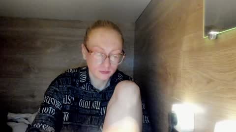 Snapshot of lucky_licky20 chatting on 01-12-25, 03:07 lucky_licky20 online show from 01-12-25, 03:07
