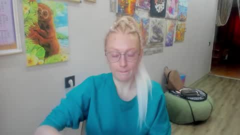 lucky_licky20 online show from 02-04-26, 04:18