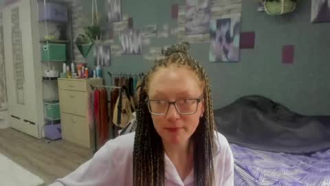 lucky_licky20 online show from 05-24-26, 02:16