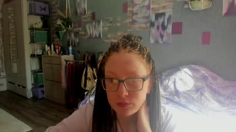 lucky_licky20 online show from 05-25-26, 02:28