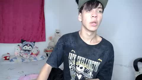 Snapshot of lucky_strickee chatting on 10-21-25, 03:40 lucky_strickee online show from 10-21-25, 03:40