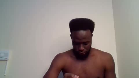 Snapshot of luckycharly chatting on 09-21-25, 01:02 MASTER DOM online show from 09-21-25, 01:02