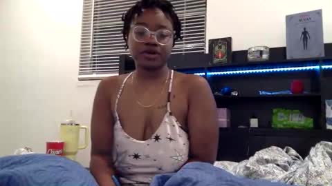 Snapshot of luckyclover4444 chatting on 05-29-26, 03:04 luckyclover4444 online show from 05-29-26, 03:04