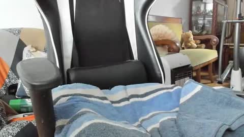 Lucky online show from 11-17-25, 08:42