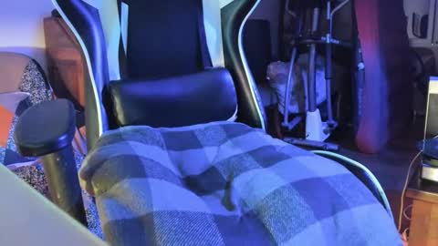 Lucky online show from 12-20-25, 06:26