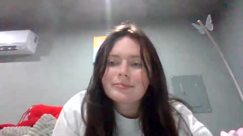 Snapshot of luckygirl96 chatting on 10-08-25, 12:19 luckygirl96 online show from 10-08-25, 12:19