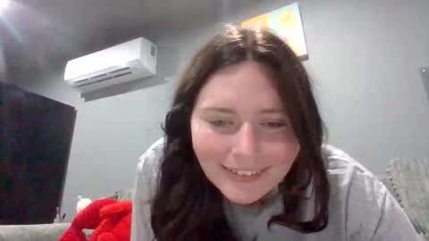 Snapshot of luckygirl96 chatting on 10-16-25, 12:33 luckygirl96 online show from 10-16-25, 12:33