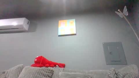 Snapshot of luckygirl96 chatting on 10-21-25, 01:39 luckygirl96 online show from 10-21-25, 01:39