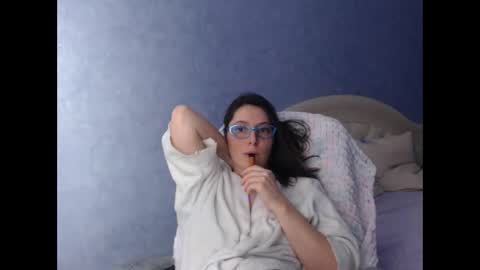 luckylinda23 online show from 01-15-25, 06:51