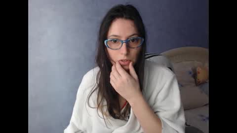 luckylinda23 online show from 01-22-25, 09:57
