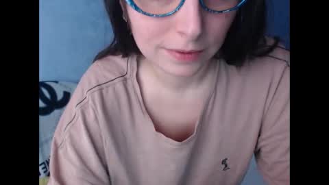 luckylinda23 online show from 02-24-25, 05:42