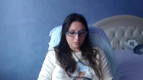 luckylinda23 online show from 10-09-25, 09:18