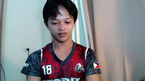 Snapshot of luckyme_7 chatting on 07-30-26, 11:37 kai online show from 07-30-26, 11:37