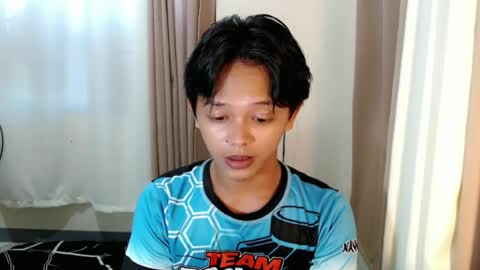 Snapshot of luckyme_7 chatting on 08-05-26, 10:23 kai online show from 08-05-26, 10:23