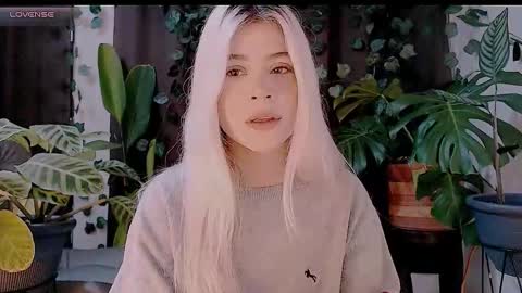 luckysapphire777 online show from 10-15-25, 08:36