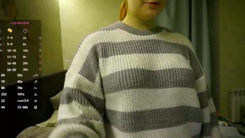 Rinredhead Gloriawith glasses Rayanother glasses online show from 01-12-26, 05:29